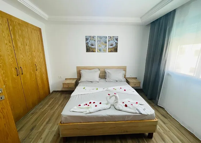 Luxus-Apartment mit Poolblick